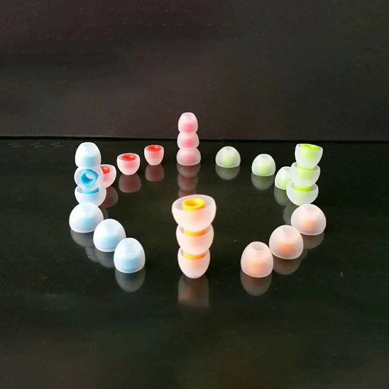 سماعات أذن سيليكون عالمية لسماعات الأذن ، بديلة ناعمة ، عالية الجودة ، ودادات IEM ، مناسبة لـ-من من من من من من-من-من ، 3 أزواج ، S ، M ، L