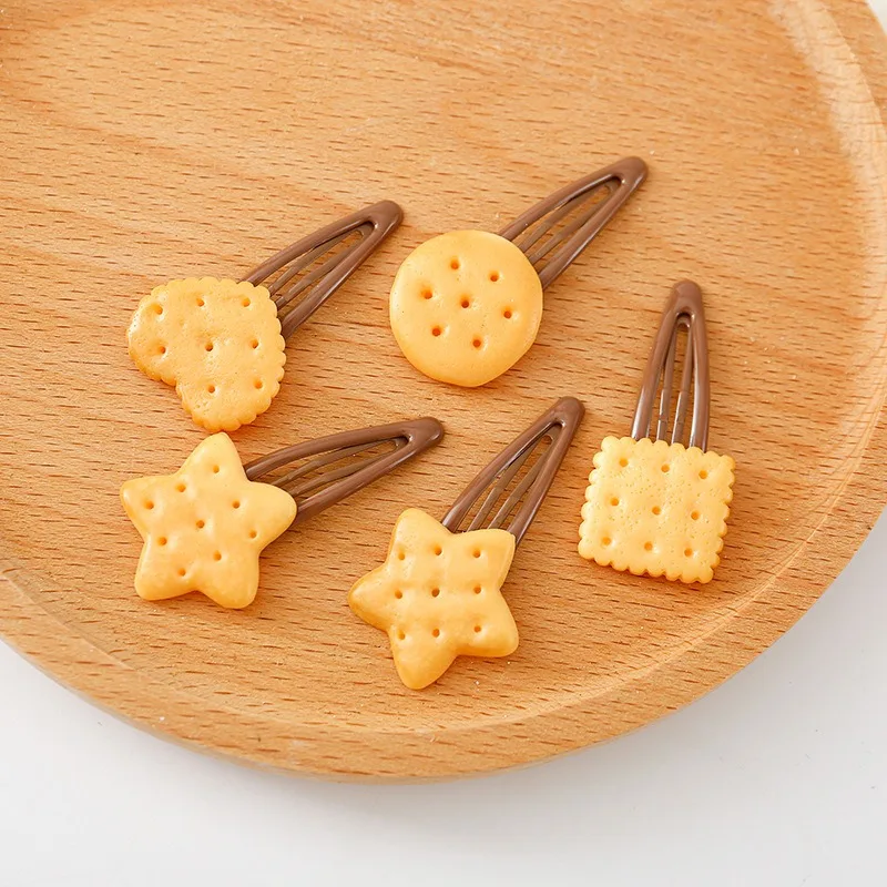 

Cute Cookie Hair Clip for Kids Girls Sweet Star BB Clip Creative Simulation Biscuit Barrettes Kawaii Fashion Hair Accessories