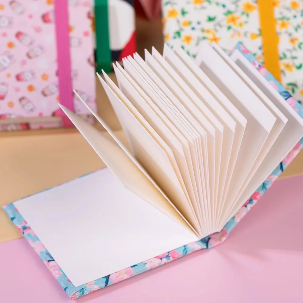 Portable Watercolor Journal Drawing Book 65x65mm Wood Pulp Fine Grain 300g Cotton Square mini drawing Water color Paper Book