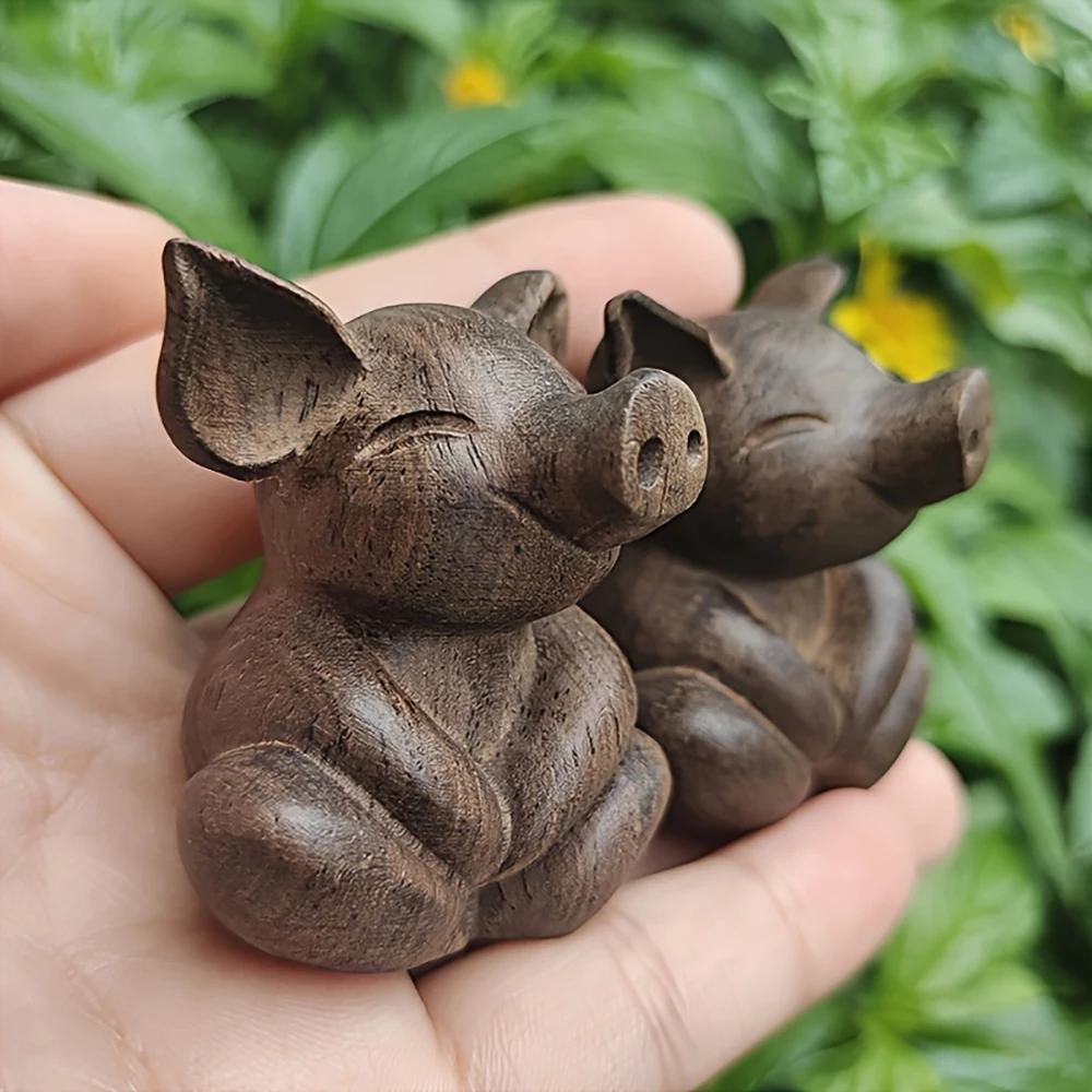 Handcrafted Wooden Cute Pig Figurine, Suitable for Creative Home Desktop Decorations, Living Room Entryway Ornaments, Animal-Shaped Art Ornaments, Housewarming Gifts, Statue Decorations