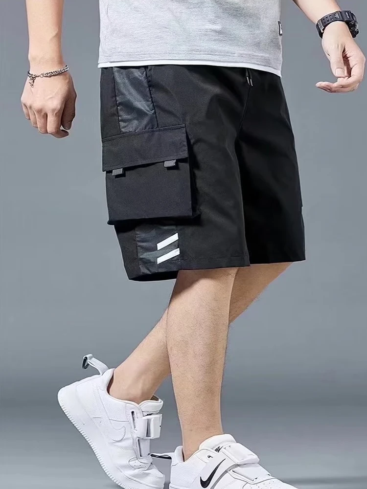 Shorts men outside the summer wearing Korean version of loose fashion ins cargo pants trend with straight casual pants