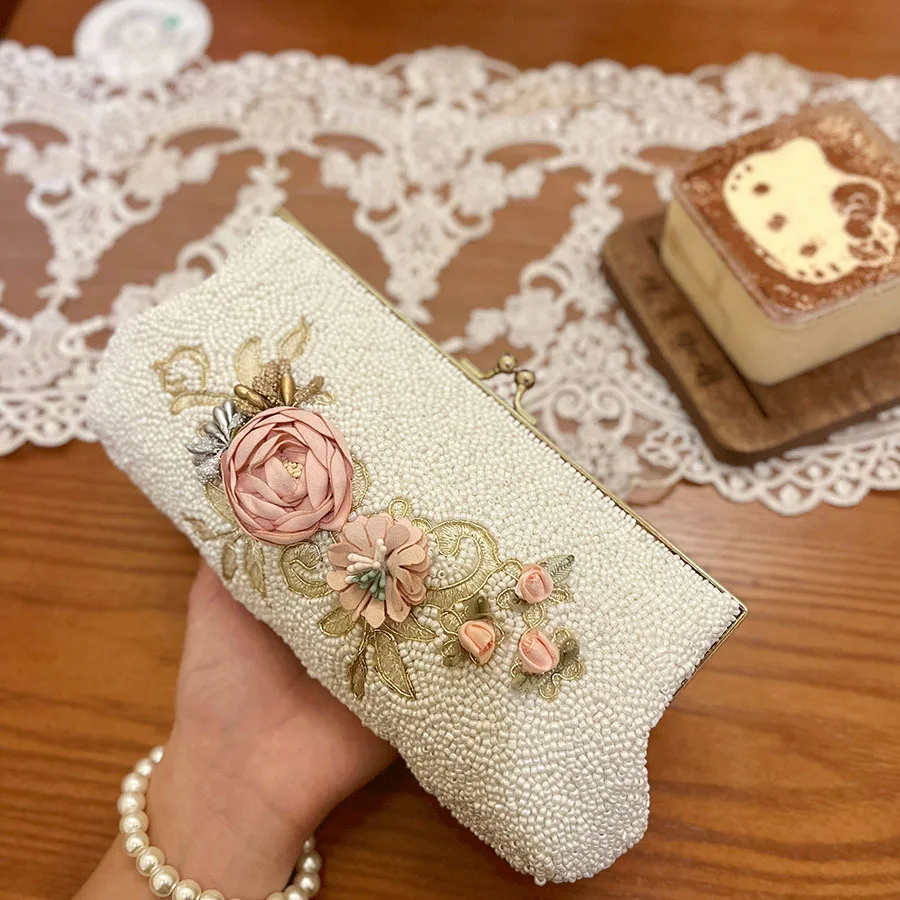 Französischer Stil, Promi-Clutch mit Perlen und Blumen, neue chinesische Cheongsam-Handtasche, vielseitige Abendtasche, Umhängetasche – Detail 3