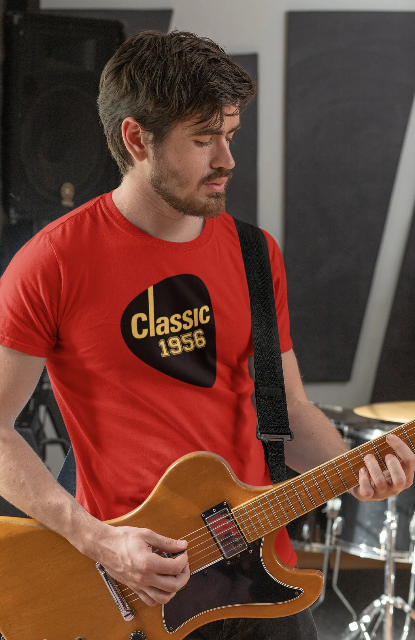 

Классическая мужская и женская футболка с музыкантами, гравщиками на гитаре 1965.