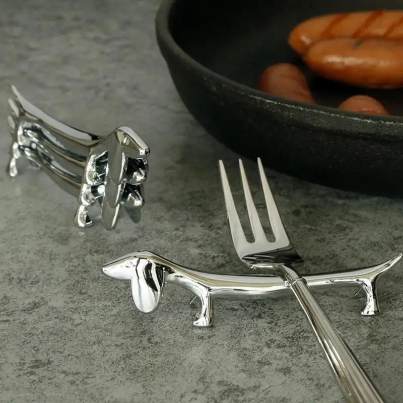 Dog Shape Chopsticks Holder Stainless Steel Chopsticks Rest Kitchen Gadgets Cutlery Shelf Table Decoration masterly