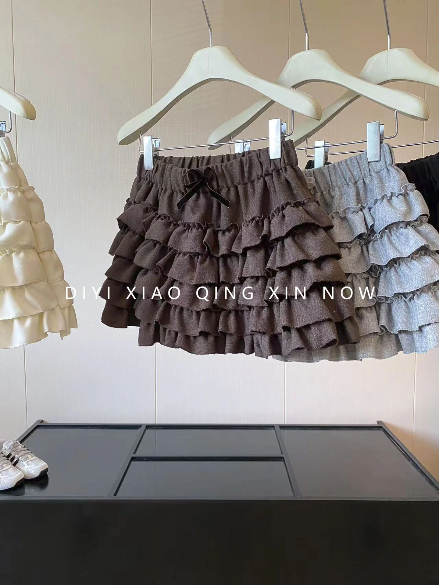 Women's Cake Skirt Short Baked Layered Petal Design Elastic High Waist Slimming  Skirt Inner  Anti-Light Half-lengt...