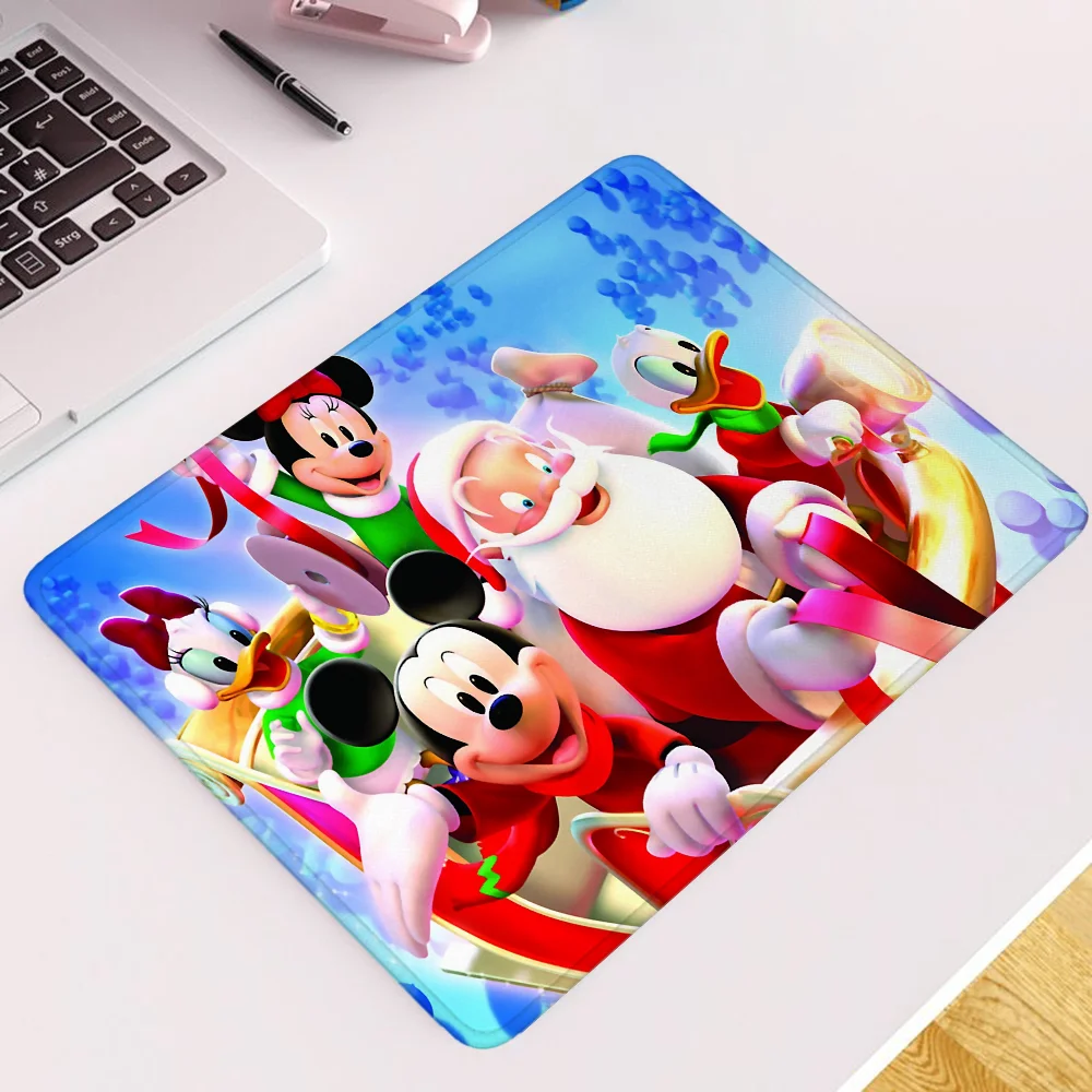 Minnie Mouse Pc Gamer Accessories Small Anime Mouse Pad Computer Mat Desk Accessory Mousepad Company Gaming Laptop Game Mats