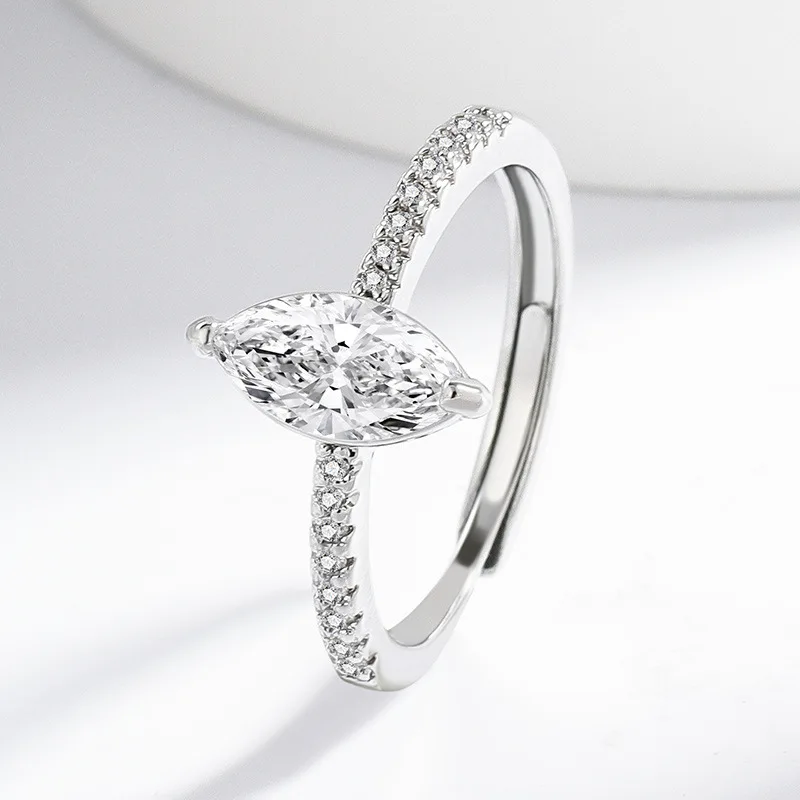925 Sterling Silver Engagement Ring for Women, Sparkling CZ Diamond Solitaire Ring, Elegant Silver Jewelry Gift