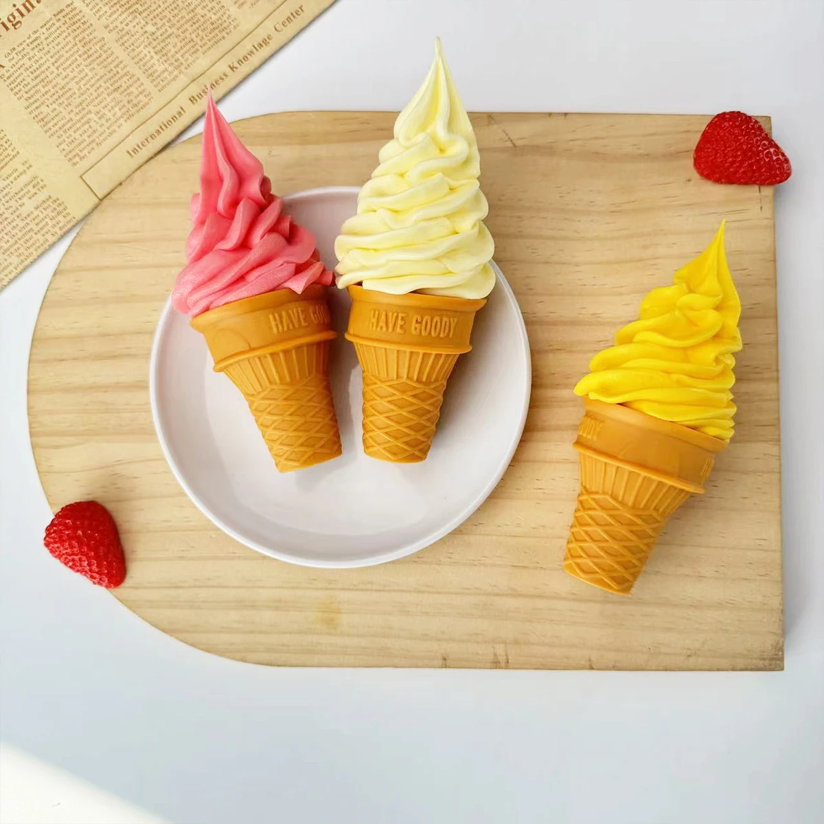 Simulation Ice Cream Model Realistic Artificial Ice Cream Cone Fake Food Dessert Shop Display Model Photo Props Toy Home Decor