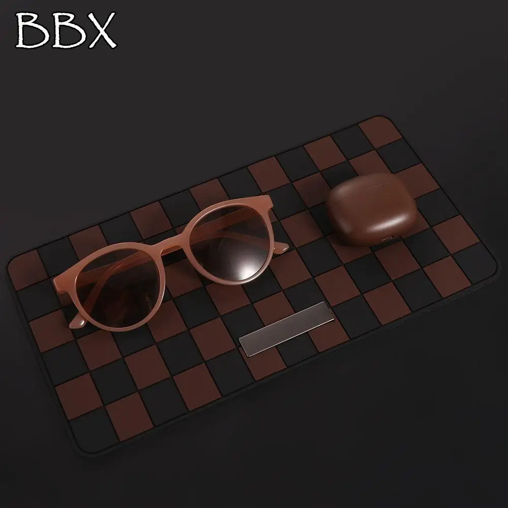 

New PVC Car Non-Slip Mat Heat Resistant Key Holder Phone Anti-Slip Storage Pad Black Plaid Car Dashboard Mat Car Accessories