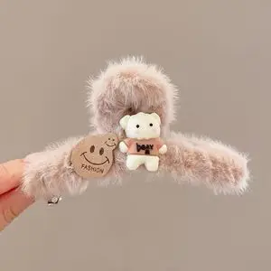 

High-End Korean-Style Shark Clip, Exquisite Light Luxury Hair Clip, Versatile for Work and Everyday Use, Hairpin, Hair Clip, 2025 Autumn and Winter New Model