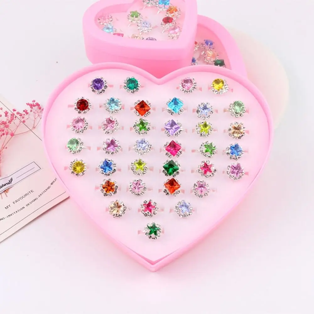 36Pcs Water Diamond Kids Ring Toy Fashion Jewelry Size Adjustable Water Diamond Ring Style Random Adjustable Ring Games Prizes