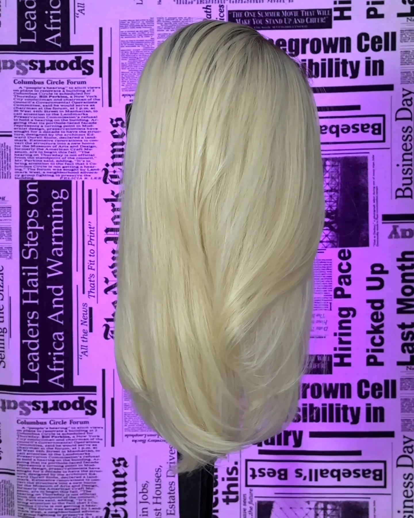 Wig Gelombang Alami Lapisan Elastis, Wig Rambut Sintetis Ombre Pirang Muda dengan Lace Front, Serat Tahan Panas, Hairline Preplucked