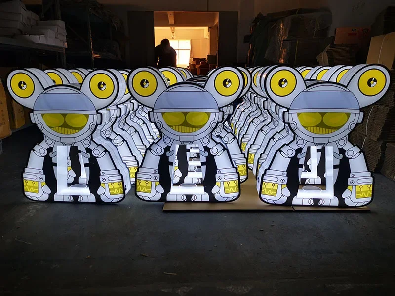 حامل زجاجة شمبانيا LED آلي قابل لإعادة الشحن، حامل نبيذ روبوت LED، شاشة تمجيد VIP لحفلات النادي الليلي