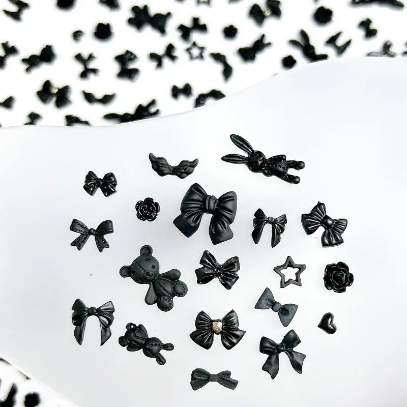 50ชิ้นที่การตกแต่งศิลปะเล็บรูปโบว์สีดำรูปหัวใจเรซินมินิตกแต่งเล็บสไตล์เข้มอุปกรณ์ทำเล็บมือแบบทำมือ