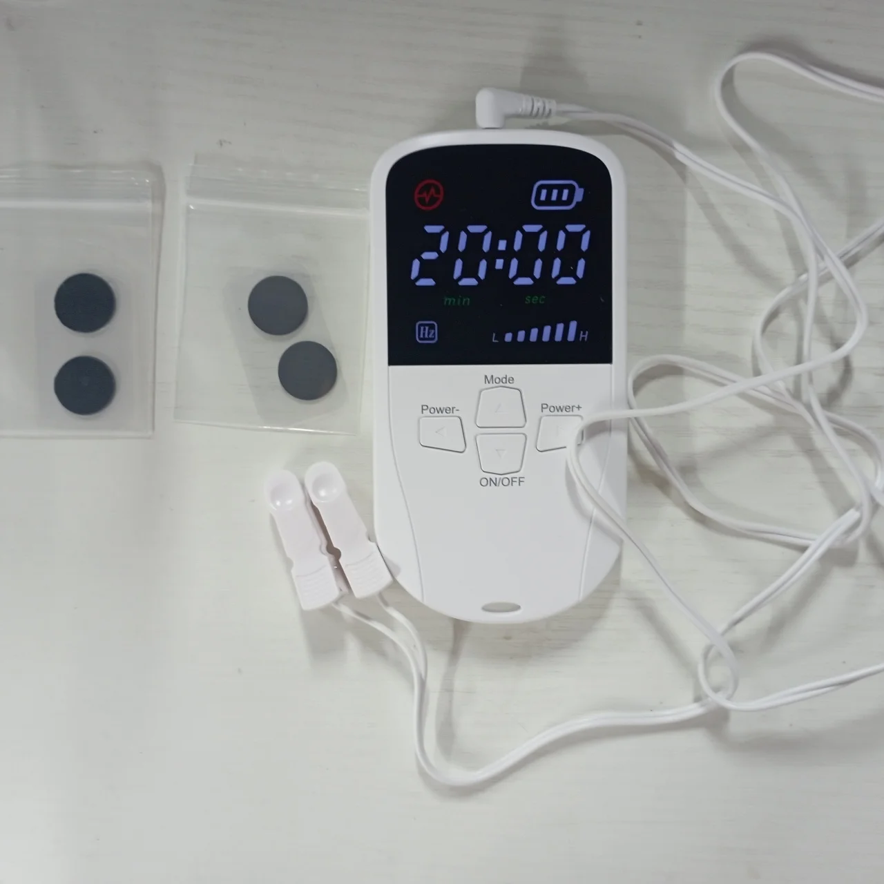 

Professional CES Therapy Machine for Insomnia Adjustable Frequency With Ear Clip Electrodes