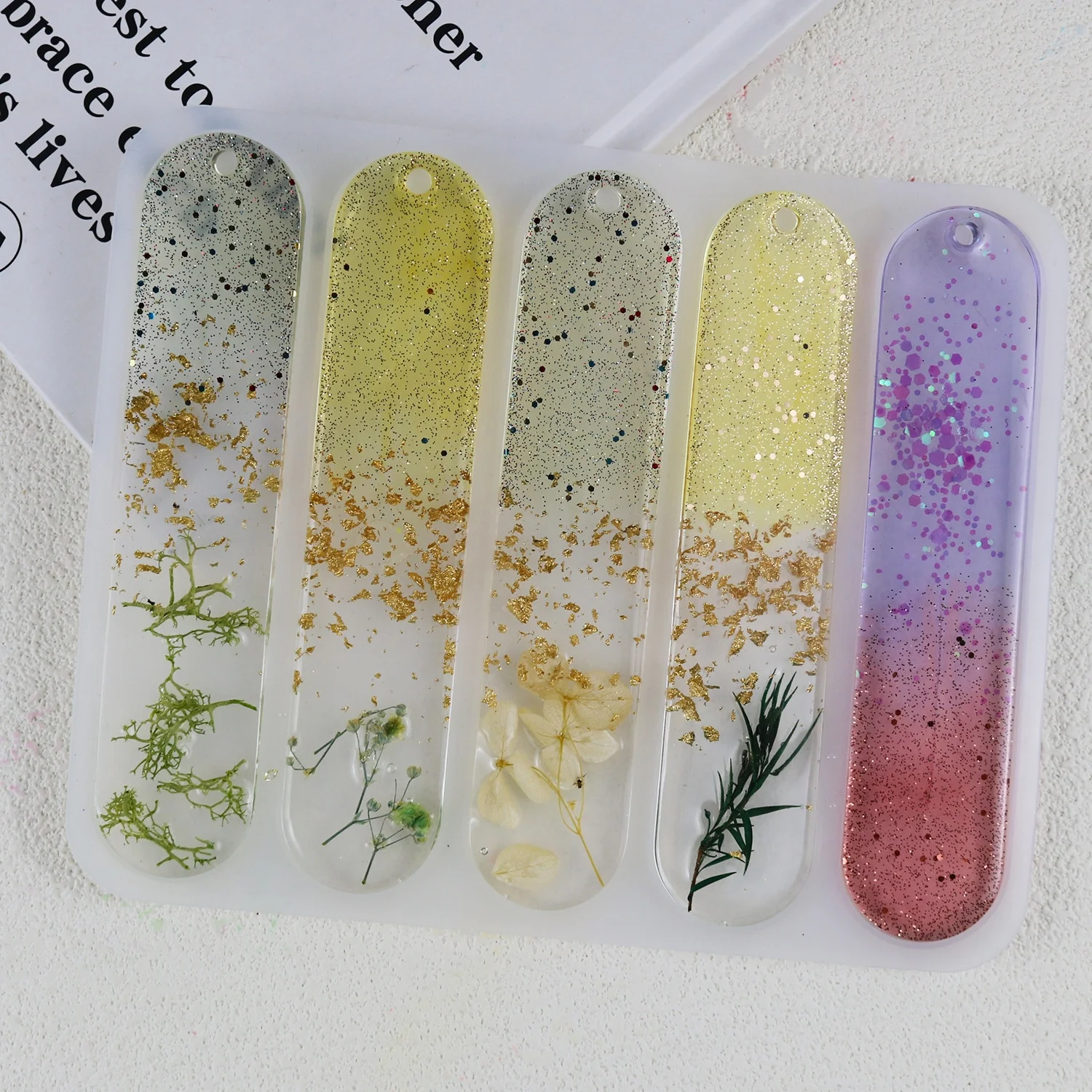 1pc of Five Connected Oval Blank Bookmark Tassel, Silicone Bookmark Mold with Tassel, Suitable for Making Birthday Gifts, Christmas Gifts, Mirror Keychain Molds, Various Sizes and Patterns Suitable for Jewelry and Handicrafts - Rectangular