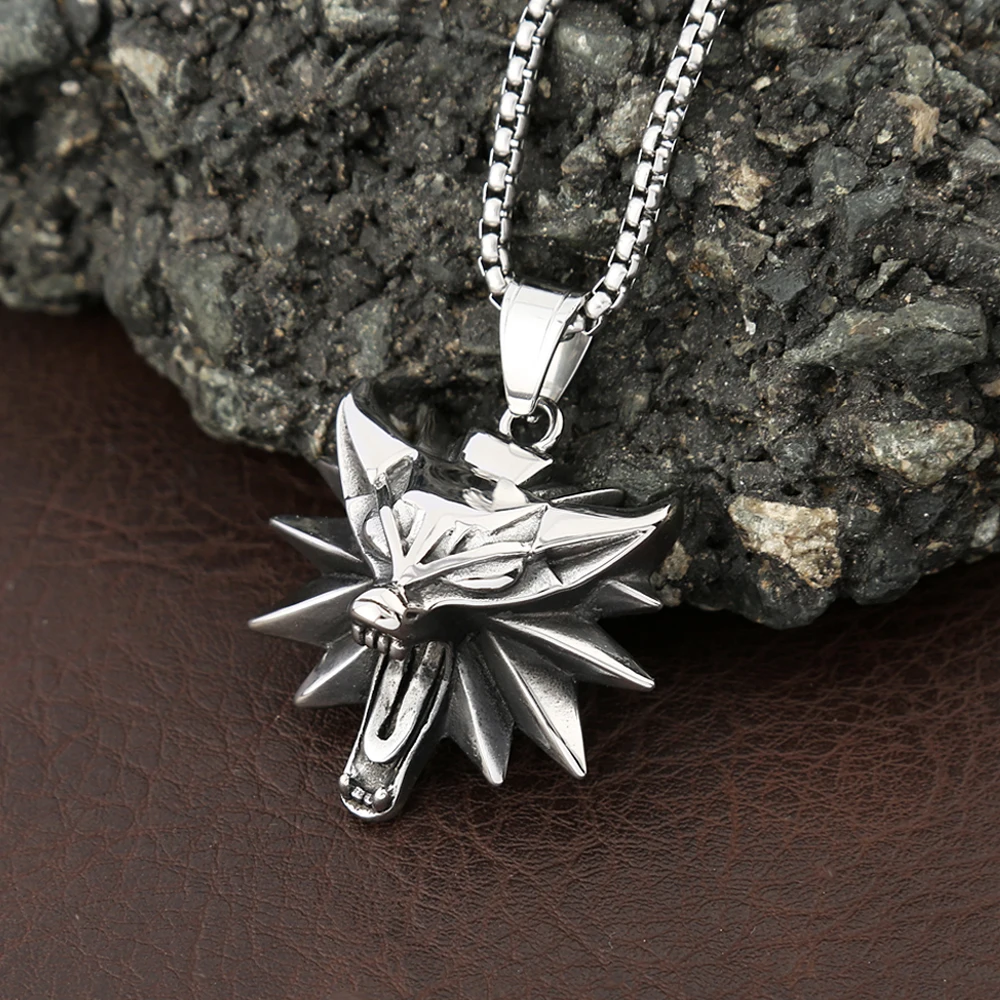 Retro Polished Witcher Wolf Head Amulet Stainless Steel Necklace Gothic Biker Punk Hip Hop Jewelry Unisex Fashion Jewelry Gift