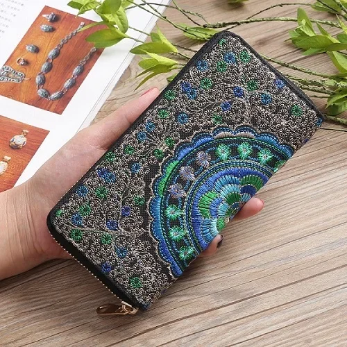 

Women's National Embroidered Long Wallet - Vintage Multi-Slot Purse, Coin & Card Organizer with Stylish Handmade Design