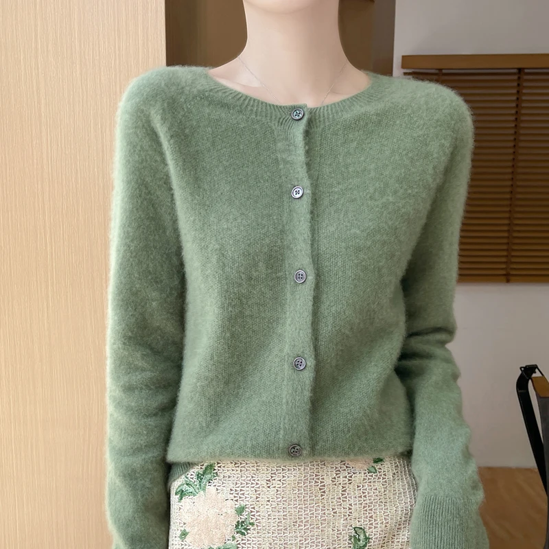 2024autumn and winter new 100% pure wool cardigan ladies O-neck long-sleeved solid color first-line clothing fashion warm coat.