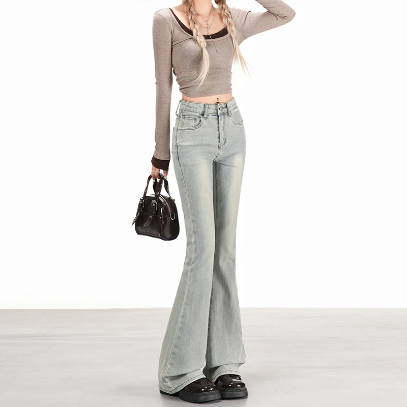 بنطلون Y2K Vintage Light Wash Flare للسيدات بقصة ضيقة من قماش الدنيم القابل للتمدد، عصري لطيف وأنيق