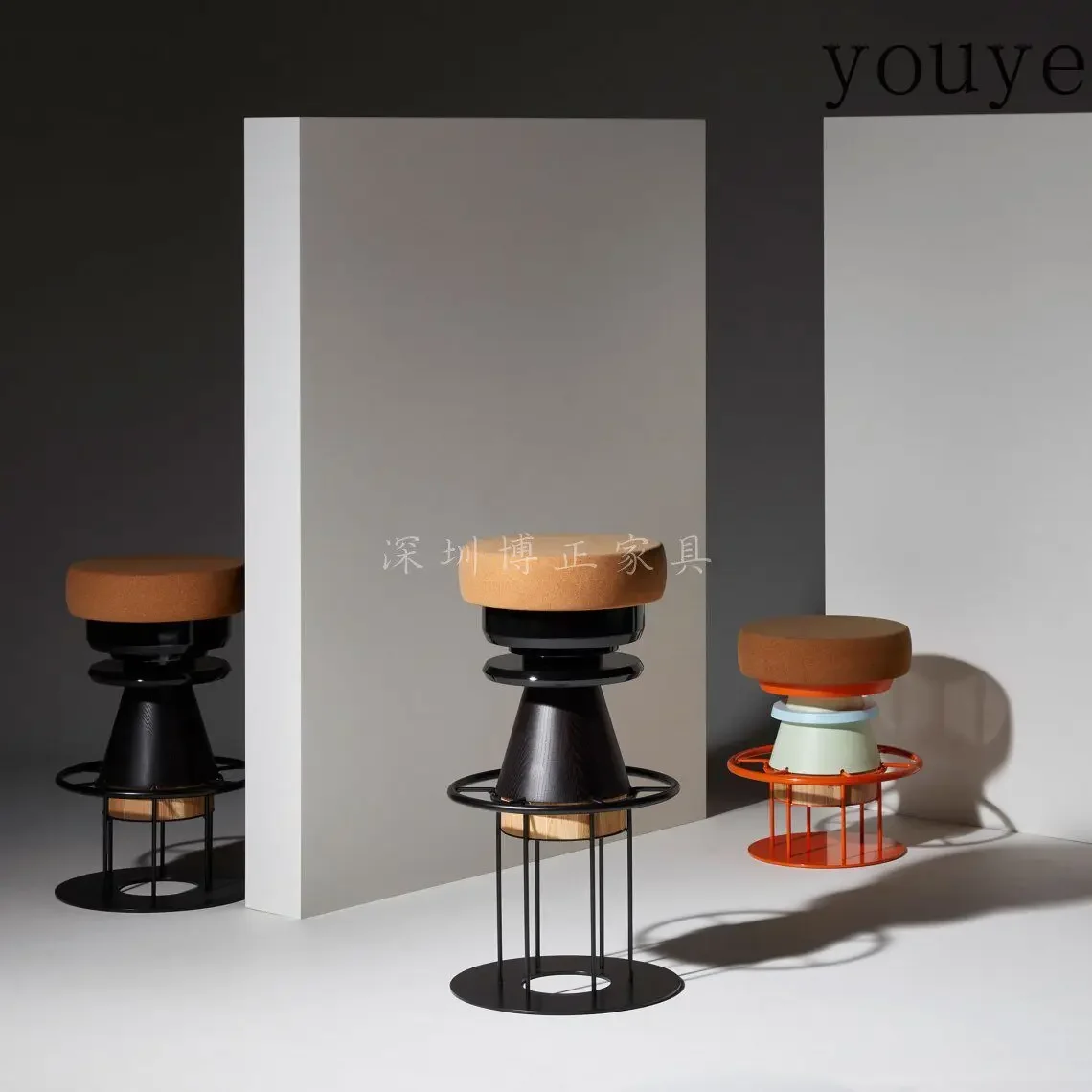 X32 Italian Art Mushroom Stool Light Luxury Model Room Soft Stool Contrasting Color Wrought Iron Solid Wood Edge Few Low Seat St view 3