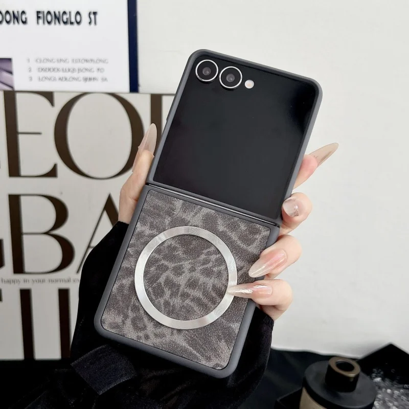 New Luxury leopard print soft leather Magsafe Wireless Charge Folding Phone Case For Samsung Z Flip 7 3 4 5 6 7 Magnetic Cover ﻿