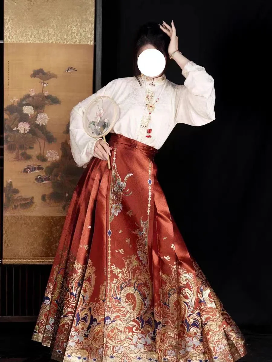 Weaving gold makeup flower horse face skirt Long Yue Fu Nian commuting to work wears daily 2024 new adult embroidered Hanfu