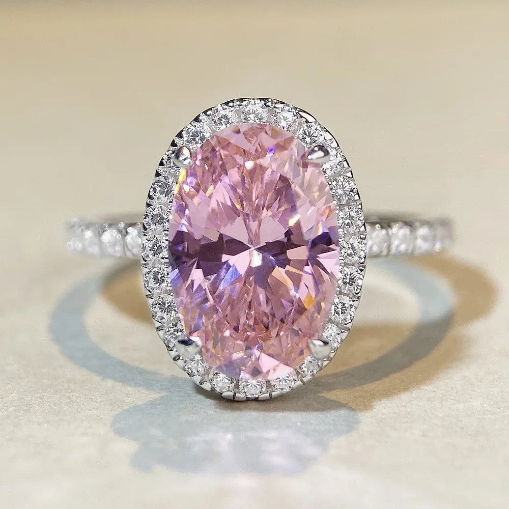 Luxury Solid Platinum PT950 Women's Pigeon Egg Diamond Ring Full Diamond Yellow Diamond Moissanite Diamond Ring
