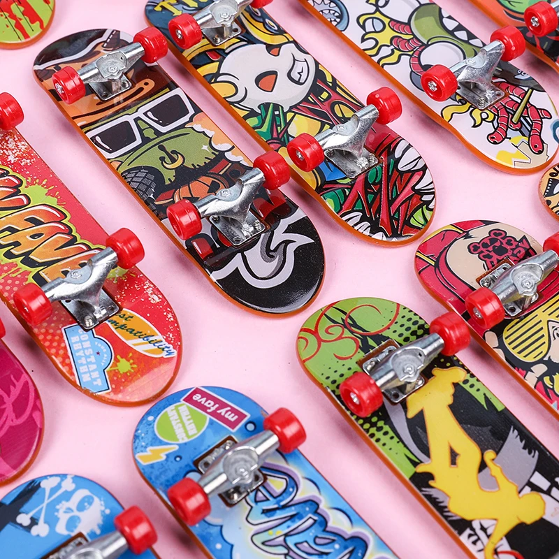 5pcs Metal Bridge Finger Skateboard Frosted surface double warping plate Mini Skateboard Finger Birthday Toys Kids Favor Gifts