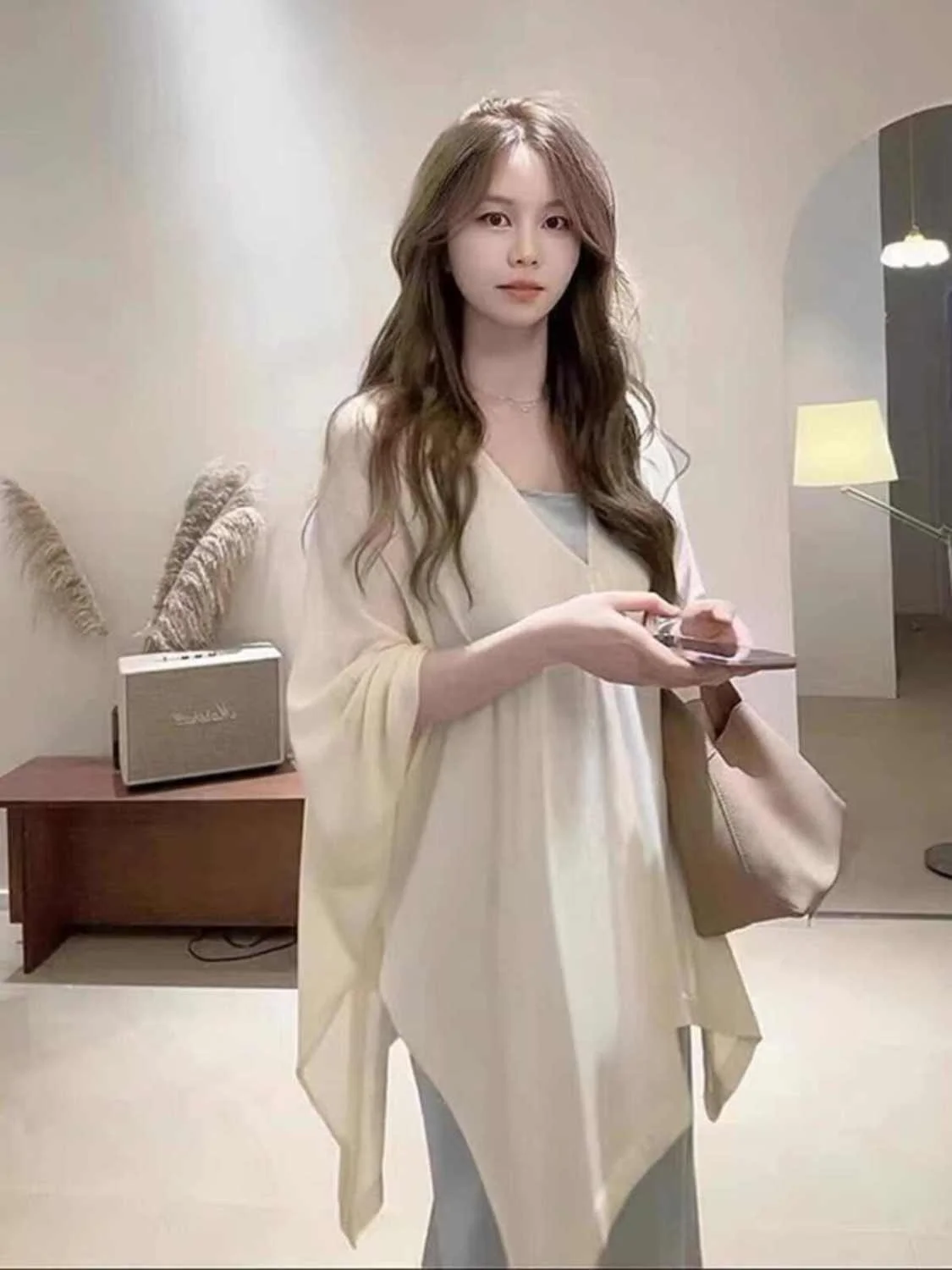 

Свободная женская летняя одежда irt в Корейском стиле, повседневная шикарная солнцезащитная верхняя одежда V-Ne Long Sve средней длины для поездок на работу