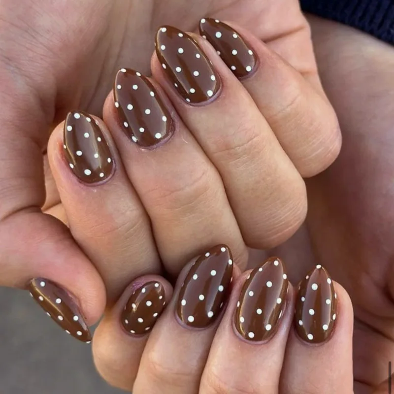 

24PCS Brown White Polka Dot Fake Nail Almond Press on Acrylic Nails Simple Autumn Winter Sweet Daily False Nails for Women 네일팁투명