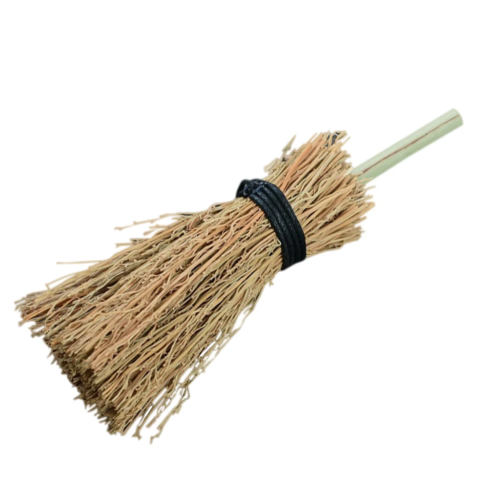 

Wooden Witch Broom Pendant Mini Hangings Brown Color Halloween Charm Decor Supplies Craft Gift Figure Model Home nament