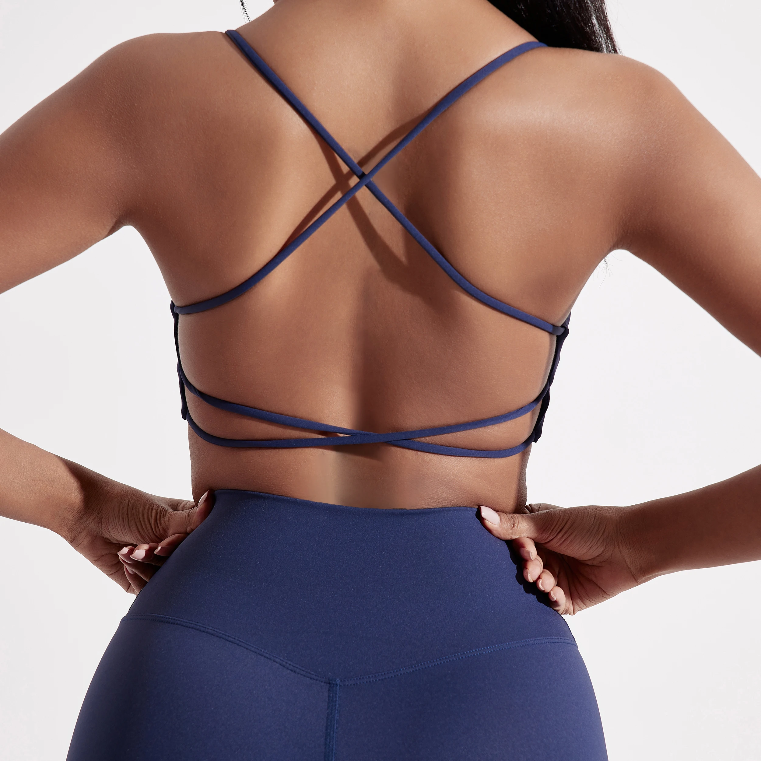 Solid Color underwear Cross Back Women Fitness Sports Bra Top Yoga Comprehensive Training Jog Chest Pad Spaghetti Strap Beauty