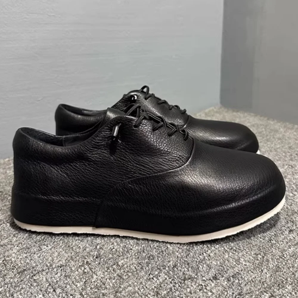High-top men's shoes - genuine leather, versatile, slip-resistant, durable, and comfortable casual sneakers