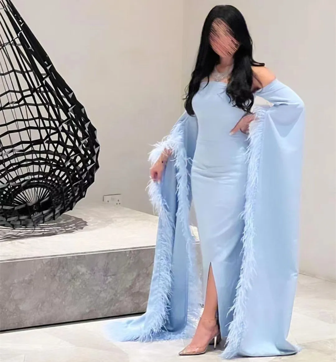 Customized Light Sky Blue Side Slit Evening Dresses Bateau Neck Feathers Long Sleeves Saudi Arabic Women Wear Prom Dress