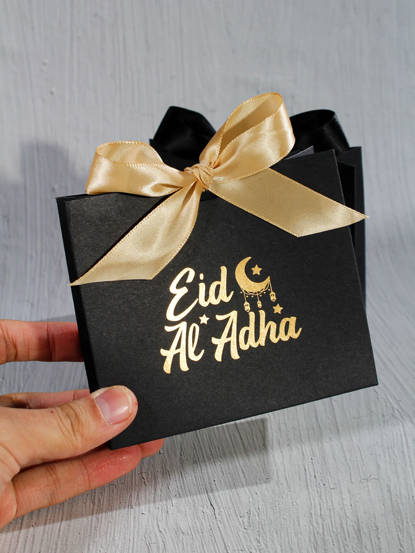 Exquisite Gift Box … - image