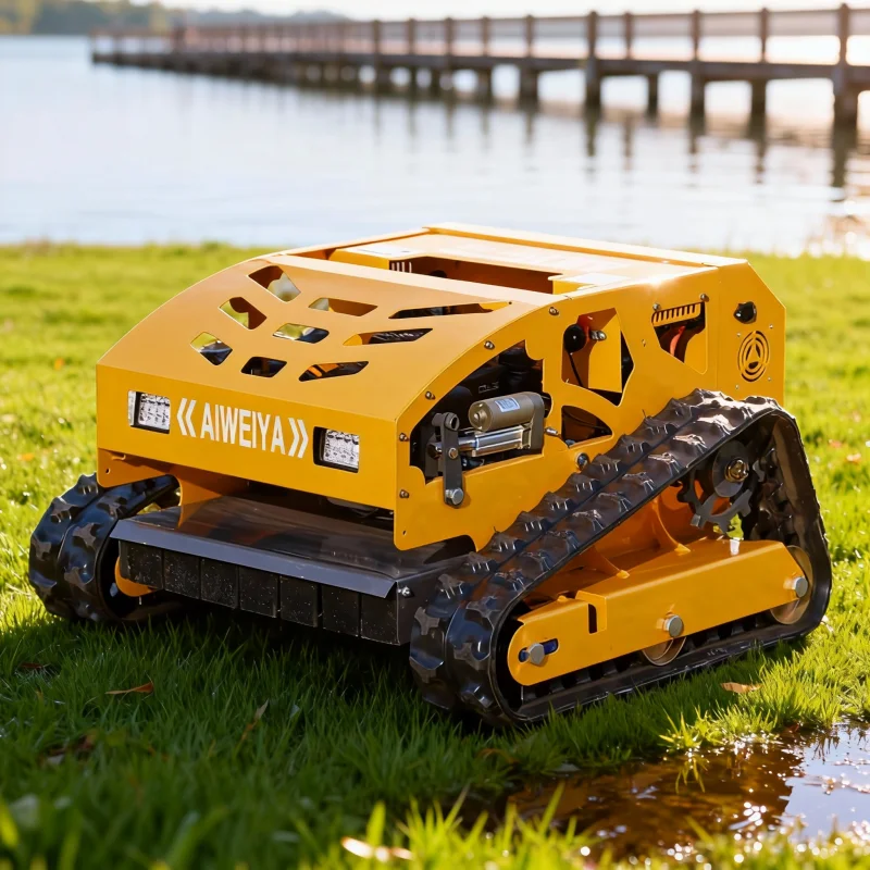 

Индивидуальный высококачественный вездеходный гусеничный гусеничный с дистанционным управлением — промышленная самоходная газонокосилка-робот