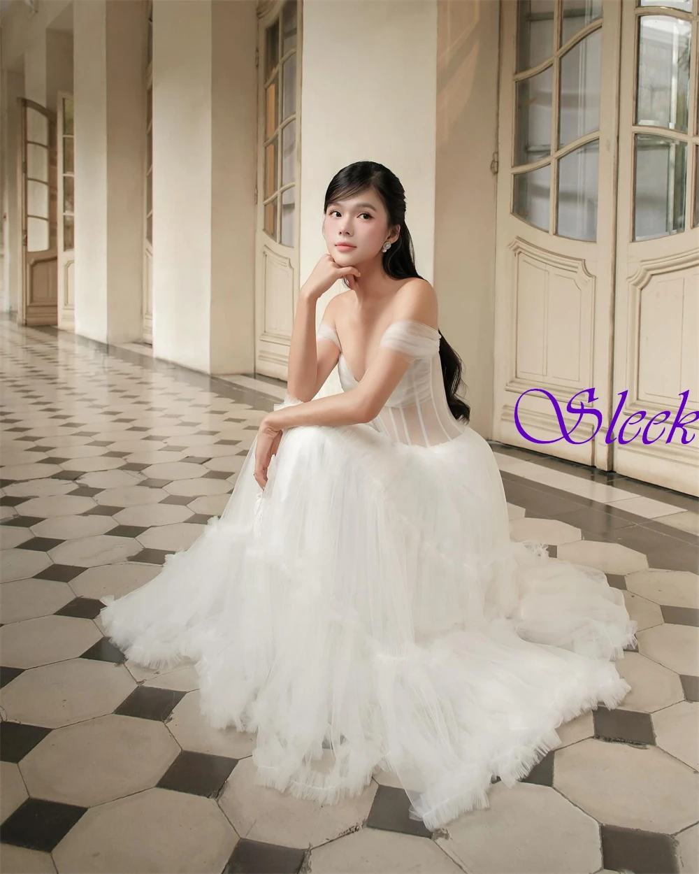 

Customized See Through Tulle Strapless Evening Dress Graceful Off the Shoulder Prom Dress Delicate Celebrity Gowns