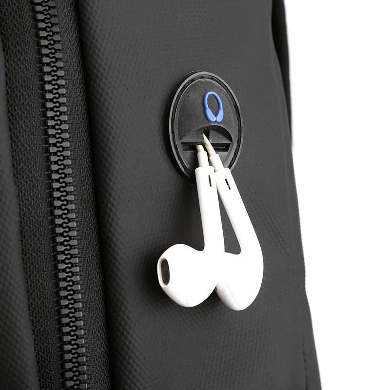 Nylon Men\'s backpack Oxford waterproof package Earphone hole slim bag for men mochila-viaje mochila hombre 가방 Male Female Back