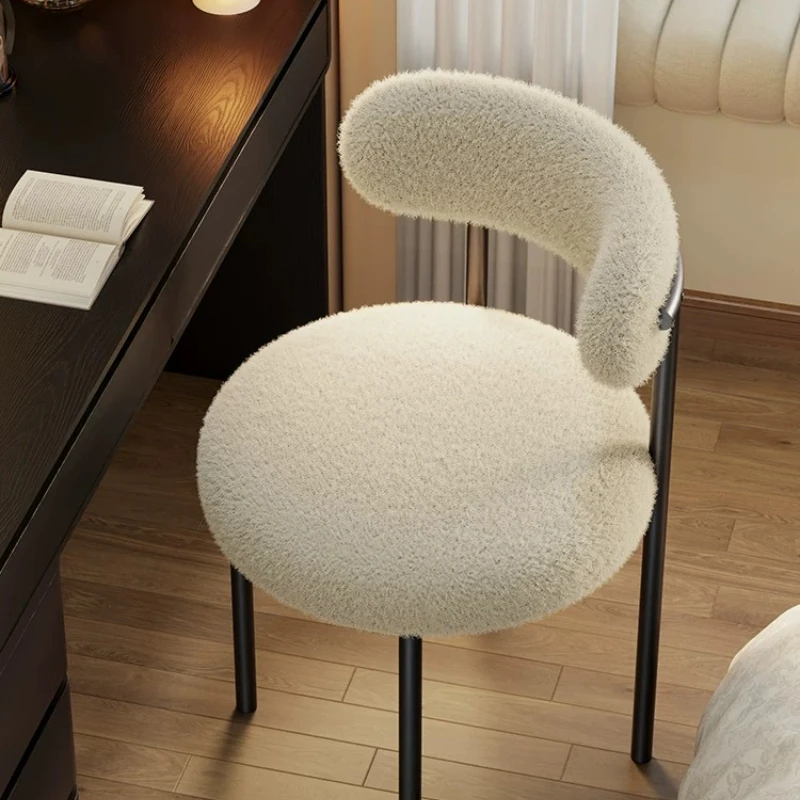 Makeup Chair for Women, Modern Bedroom Vanity Stool, High-End Backrest Dining Chair, Popular Nail Art Seating for Home.
