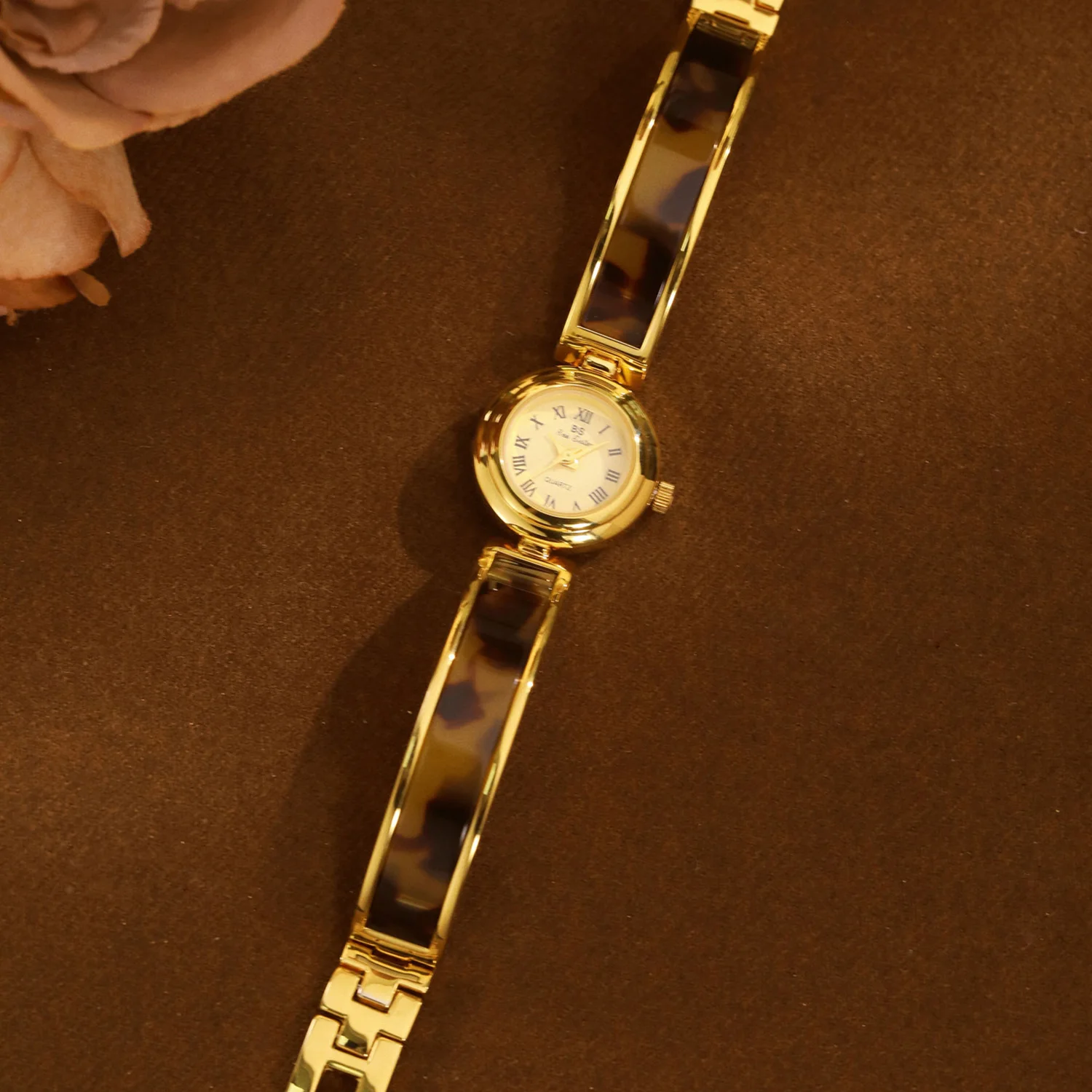 Luxury Small Dial Quartz Ladies Watches Classic Vintage Gold Bracelet Party Dress Watch For Woman Gift Reloj Para Mujer