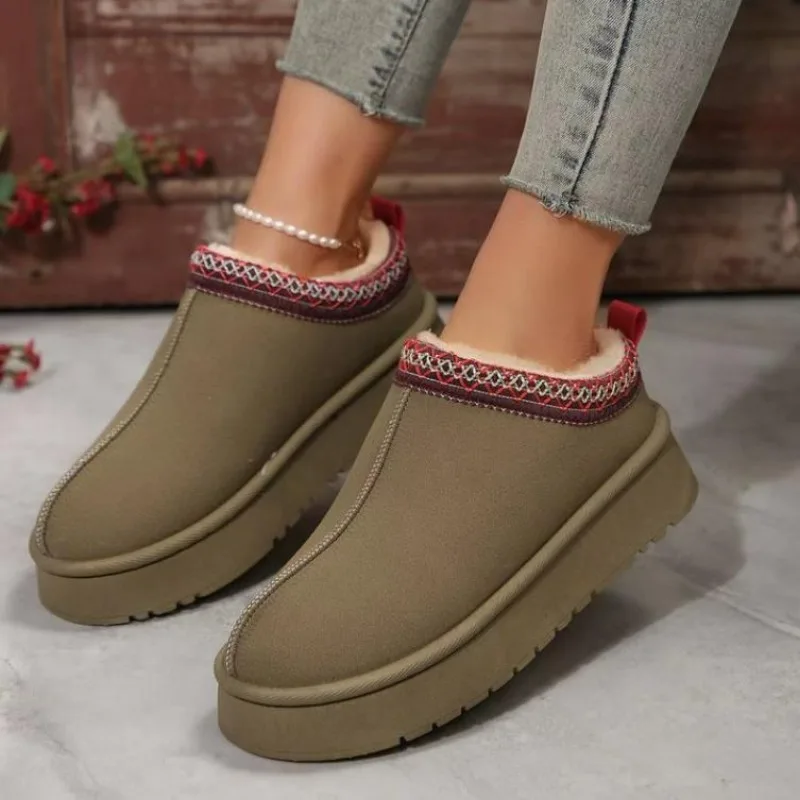 Botines Chelsea de nieve para mujer, zapatillas planas cálidas de felpa corta de piel, zapatos de plataforma, chanclas de algodón, invierno, nueva marca