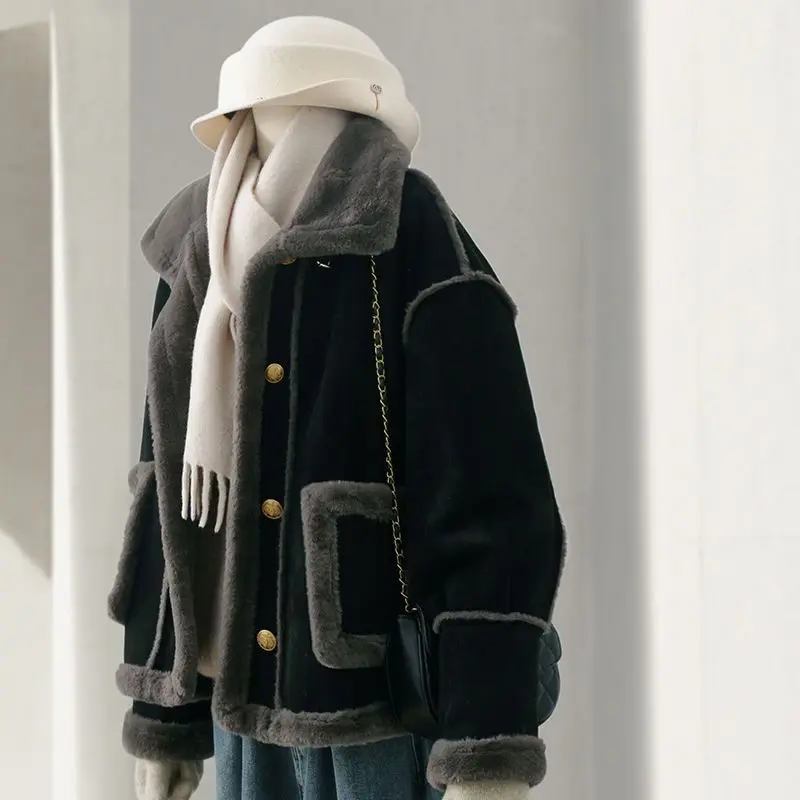 

Black Coat Women's 2025 Winter New Chic Retro Thickened Top Women