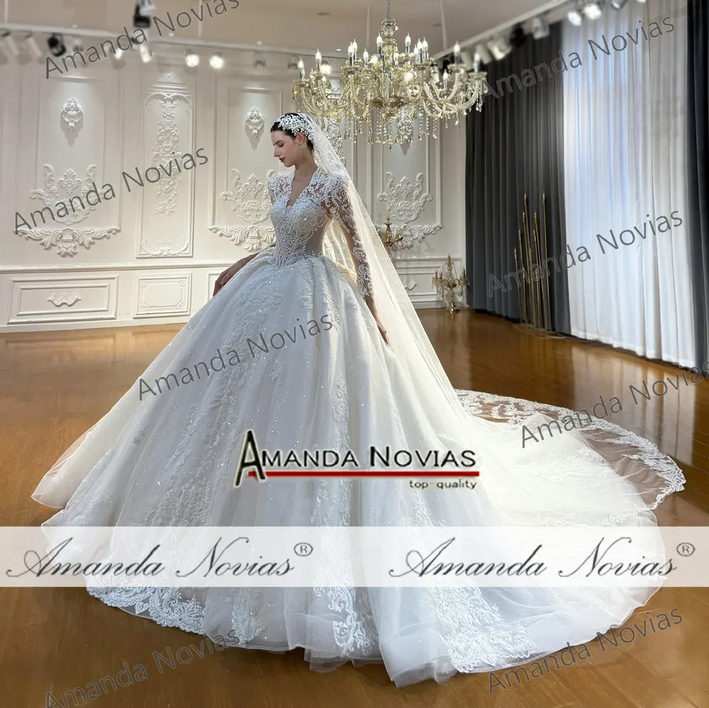 فستان زفاف دانتيل NS5035 Amanda Novias مخصص 2026 عرض ساخن بأكمام طويلة #2