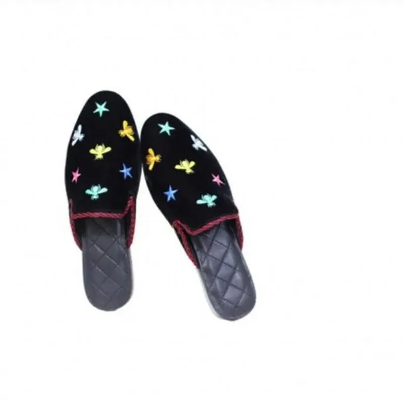 Fashion Velvet Colorful Bees Half Slippers Men Lazy Shoes Outdoor Cover toe Slides Mens Casual Shoes Flats