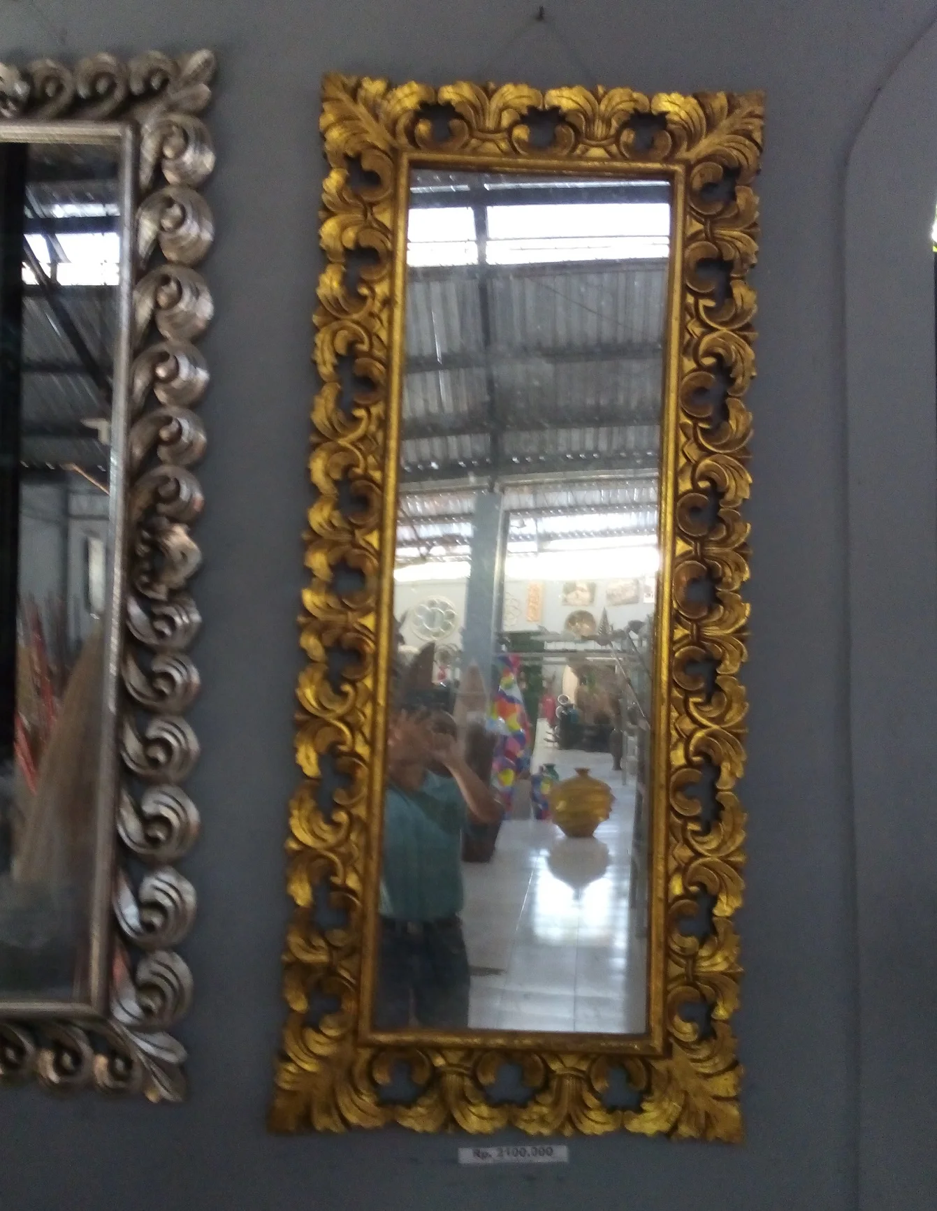 Decorative Wall Mirror Made of Solid Wood Frame for Your Home. Bedroom and Living Room & Apartment Use