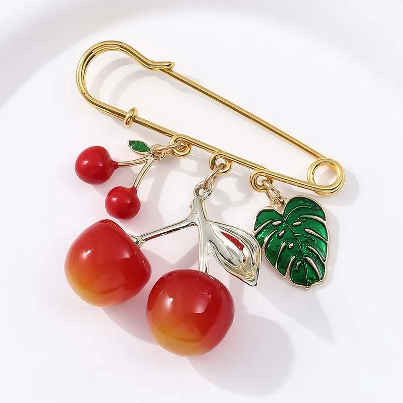 جديد الحلو الكرز الفاكهة الذهب بروش ثلاثية الأبعاد الكرز البطيخ الفراولة الأخضر ورقة قلادة DIY دبوس ملحق مشبك الملابس الثابتة