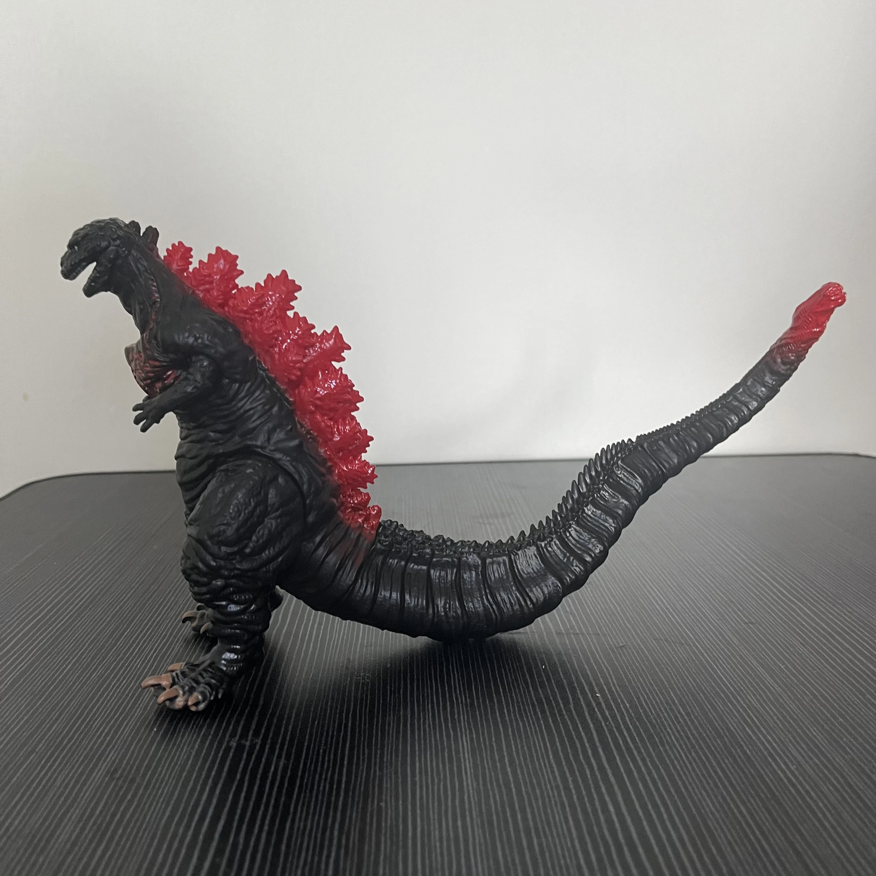 Boneco de Ação Shin Godzilla R - Model Kit Dinosaur Bandai avaliação e preço