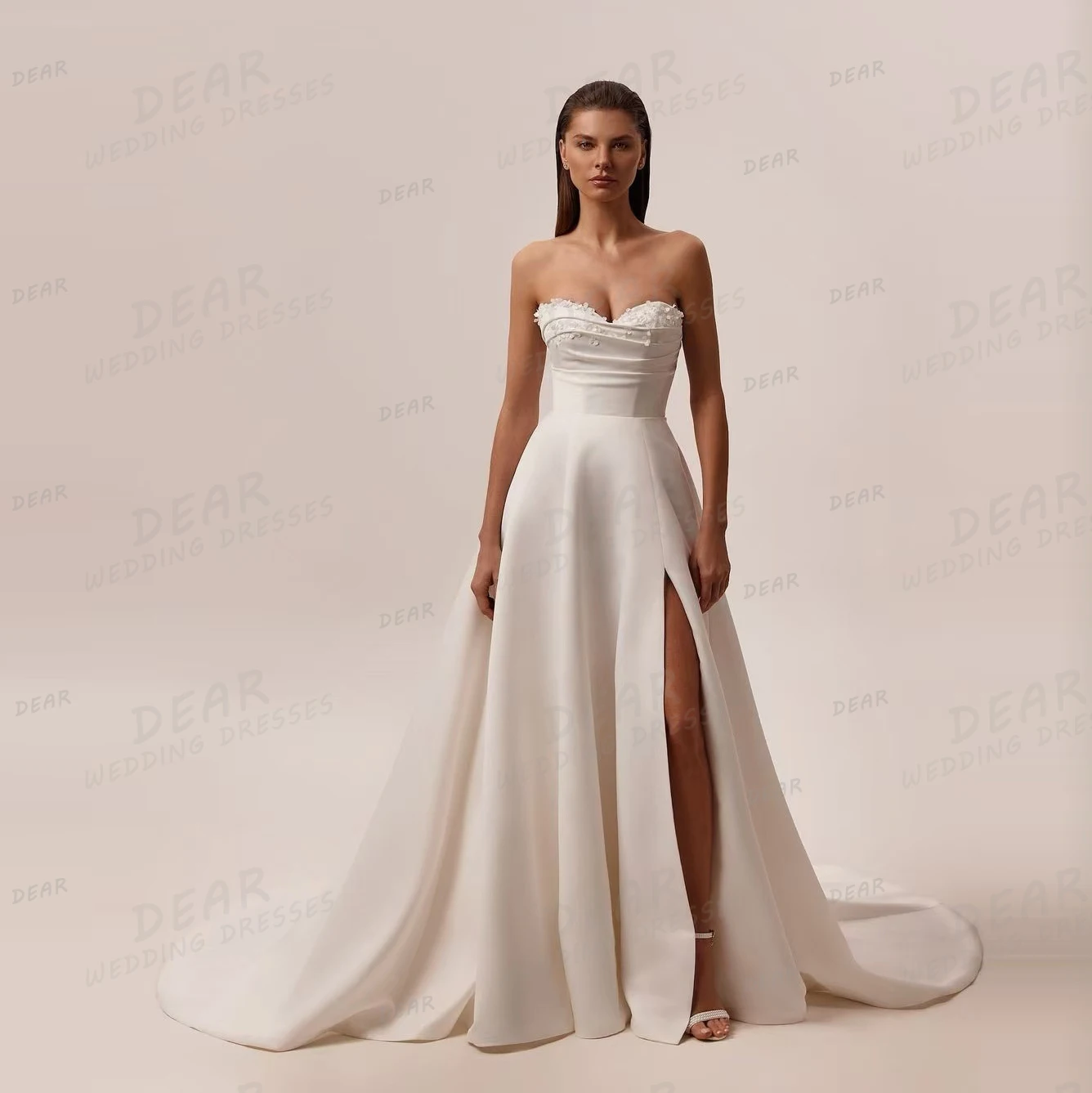 

Luxury 2024 Wedding Dresses Appliques Woman's Sexy A Line Sweetheart Sleeveless Backless Bridal Gowns Split Sweep Train Vestidos