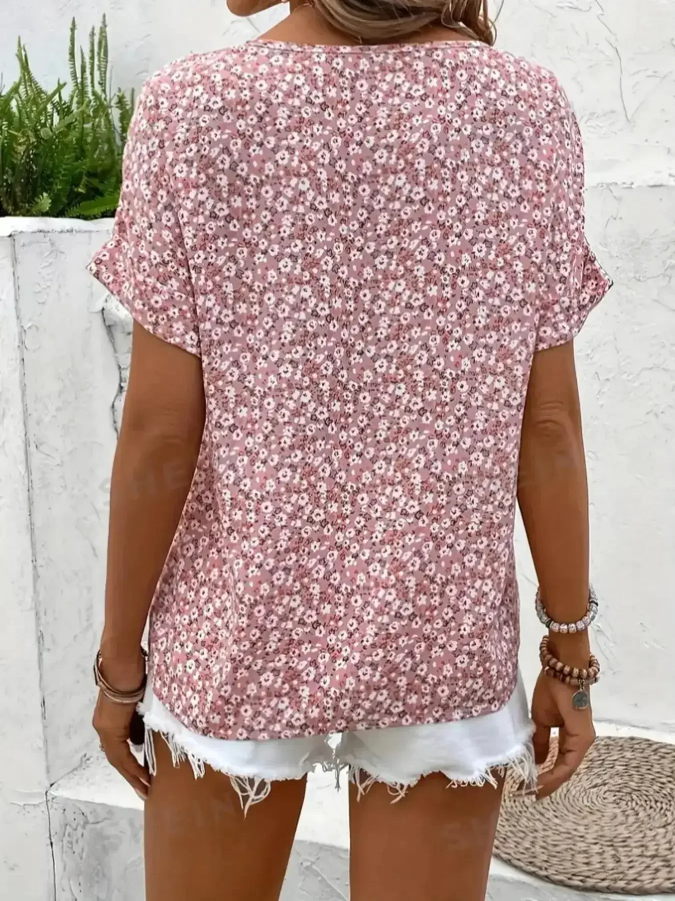 Camicia da donna taglie forti 1XL-5XL Camicetta floreale alla moda Camicetta casual elegante da donna Camicia a maniche lunghe con scollo a V con stampa
